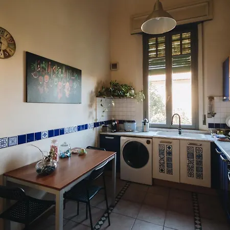 Bonanno Street Tower Free Parking Guest house